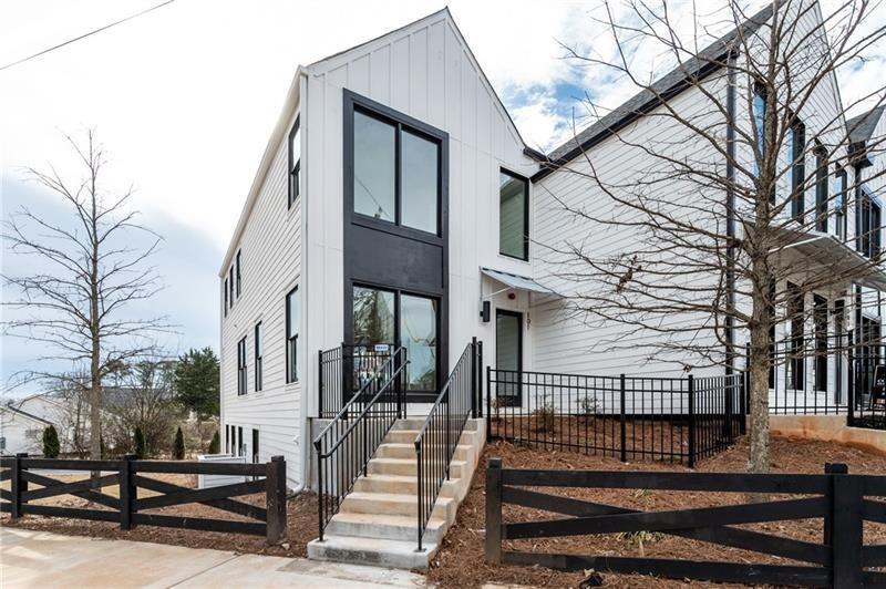 101 Pearl St., Woodstock, GA 30188