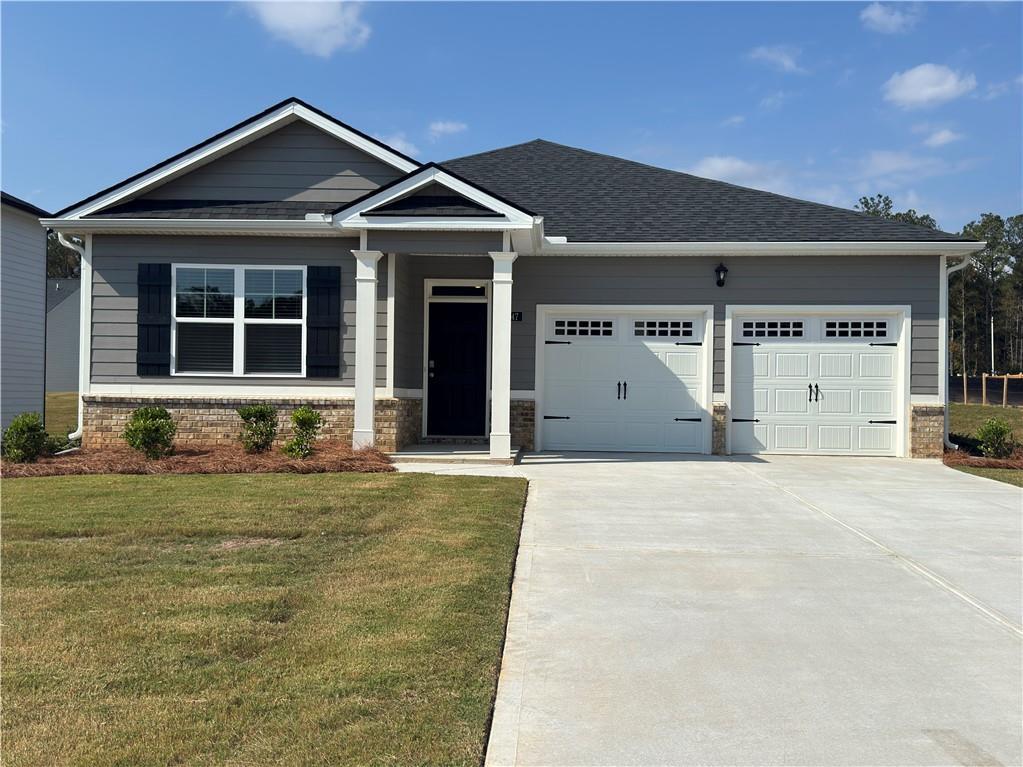 147 Oakchase Park Ln., Hampton, GA 30228