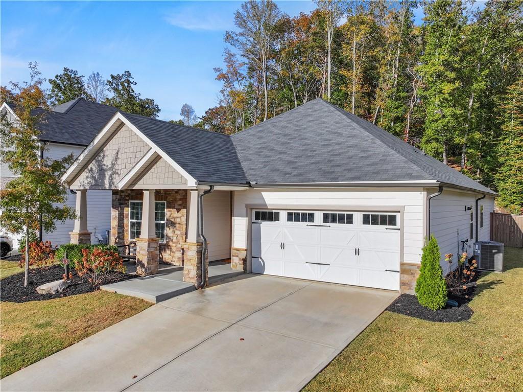 328 Magnolia Dr., Dawsonville, GA 30534