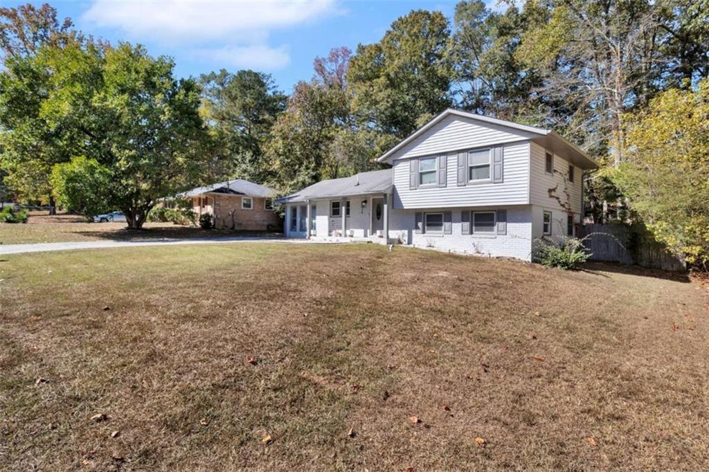 6575 Hidden Brook Tr., South Fulton, GA 30349