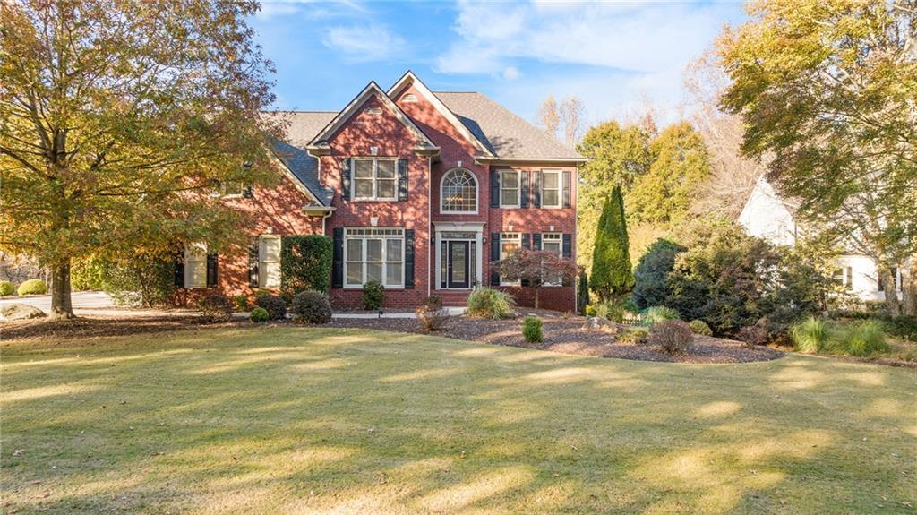 812 Lakemere Crest, Suwanee, GA 30024