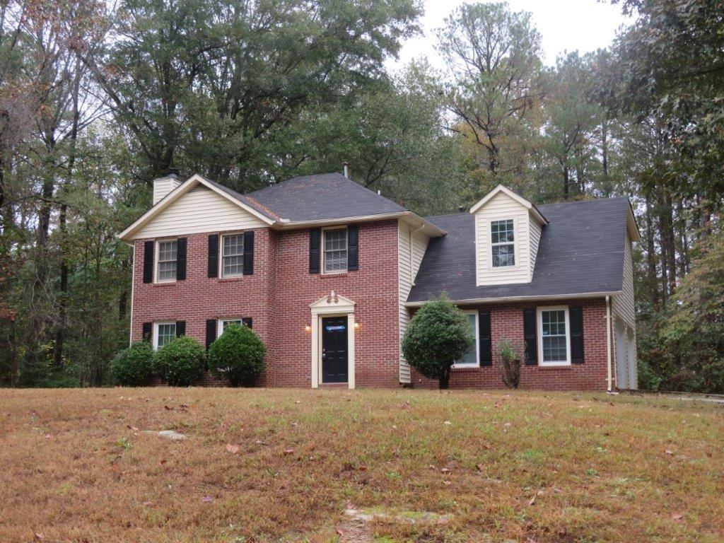 40 Lake Ct., Stockbridge, GA 30281