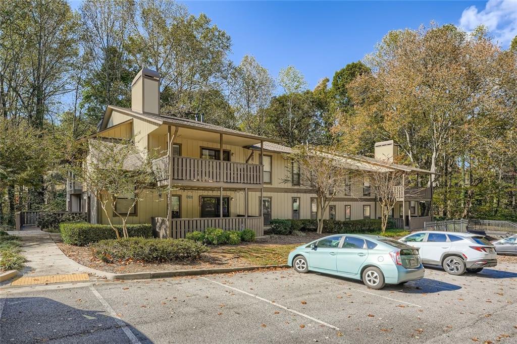 1607 Woodcliff Dr., Atlanta, GA 30350