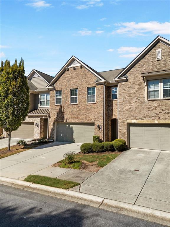 2126 Knoll Pl., Atlanta, GA 30329