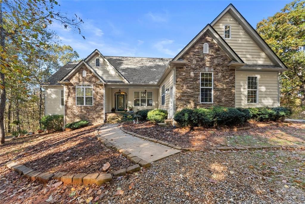 7269 Sloan Stephens Rd., Alto, GA 30510