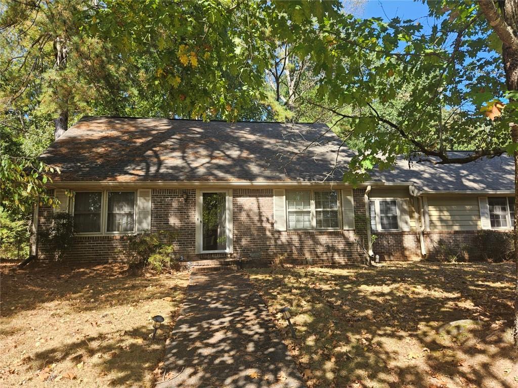 4360 Melanie Dr., Atlanta, GA 30349