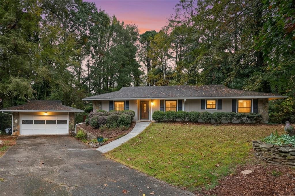 924 Hazel Ct., Lilburn, GA 30047