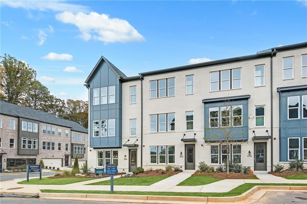 2609 Camphor Crossing #90, Smyrna, GA 30080