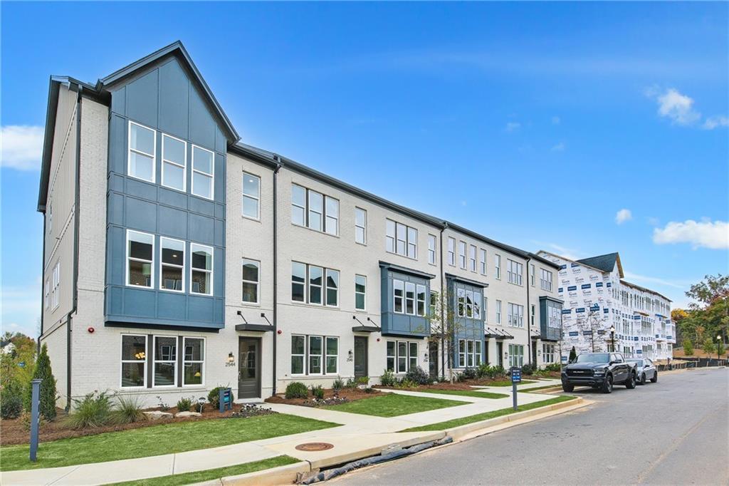 2633 Camphor Crossing #84, Smyrna, GA 30080