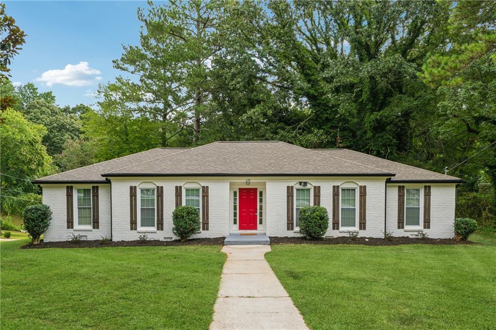 676 Bralorne Dr., Stone Mountain, GA 30087