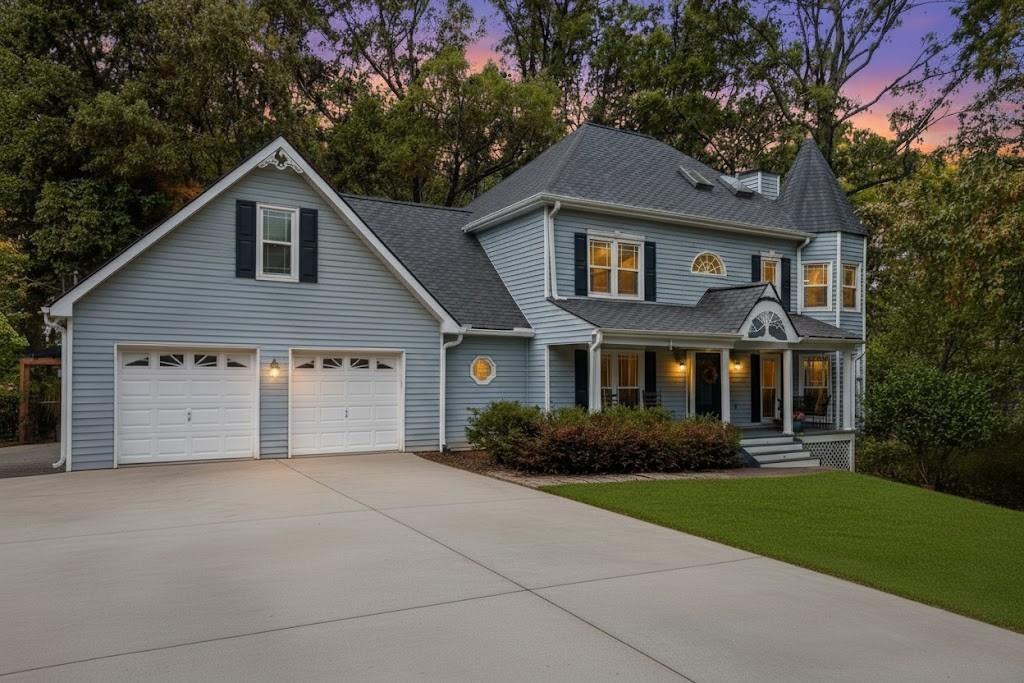 1421 Eryn Cir., Suwanee, GA 30024