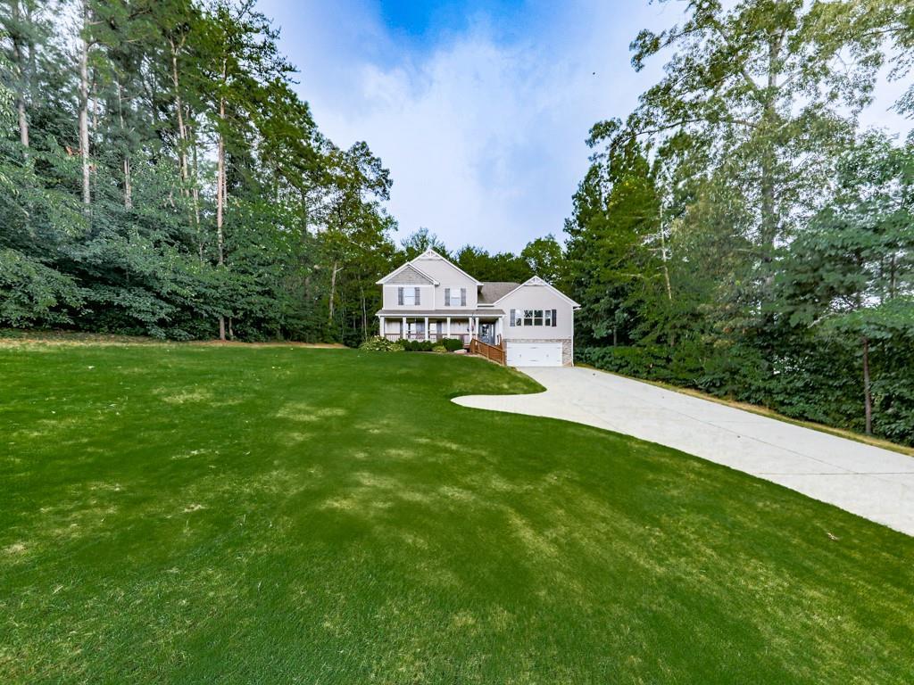 221 Woods Cir., Ball Ground, GA 30107