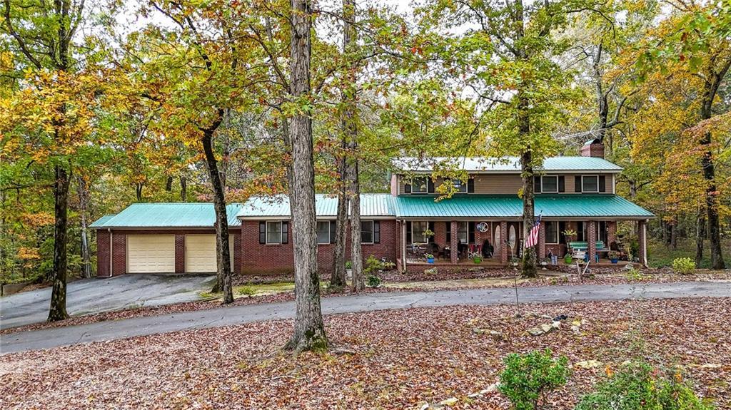 1418 Euharlee Rd., Kingston, GA 30145