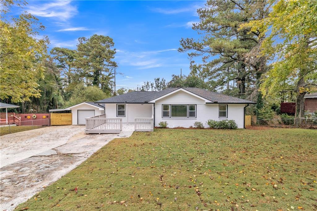 496 Elizabeth Ln., Mableton, GA 30126