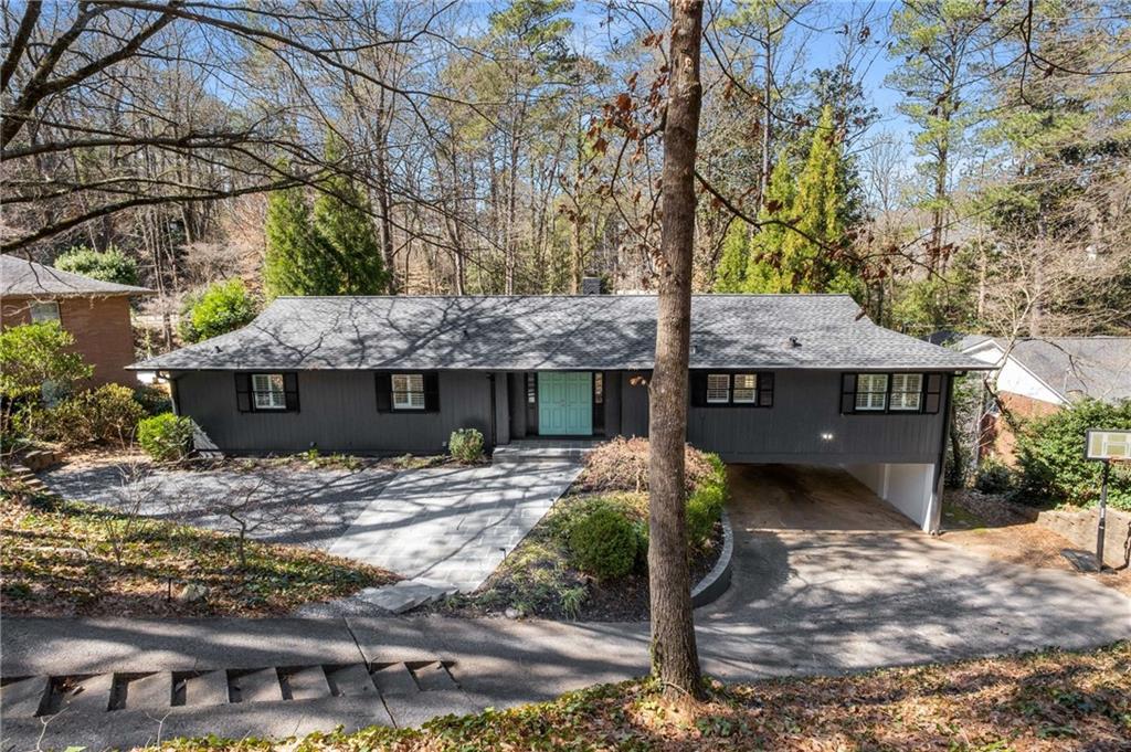 3240 Pinestream Rd., Atlanta, GA 30327