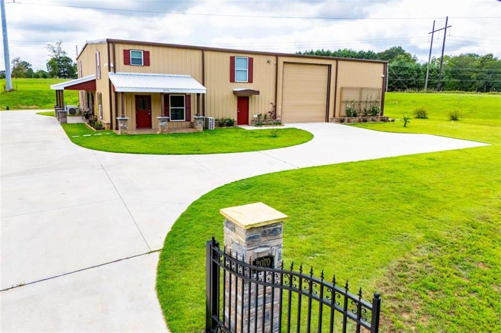 2070 Lovvorn Rd., Carrollton, GA 30117