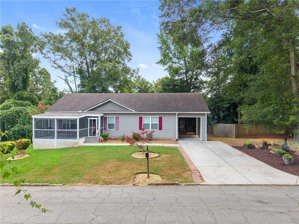 3159 Robinson Ave., Scottdale, GA 30079