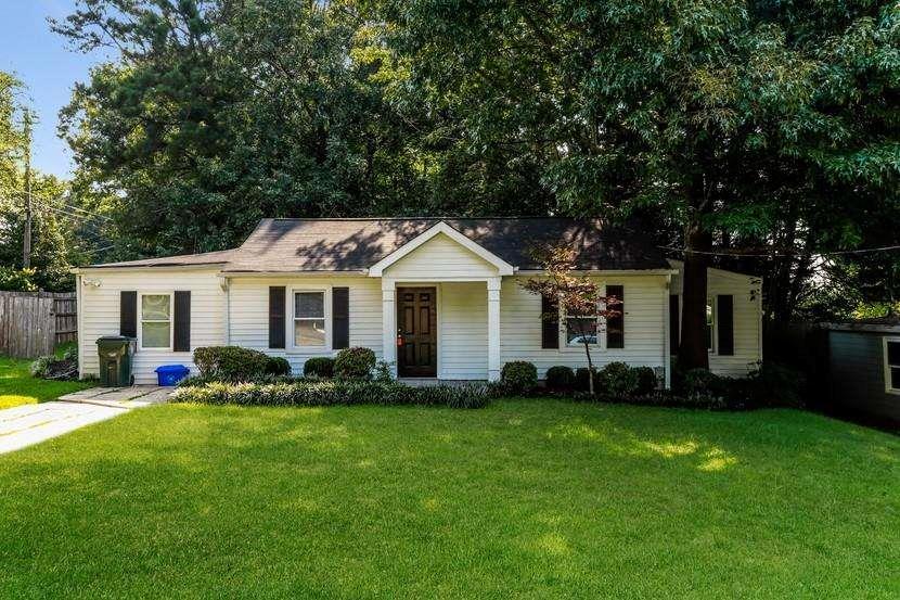 3993 Forrest Ct., Chamblee, GA 30341