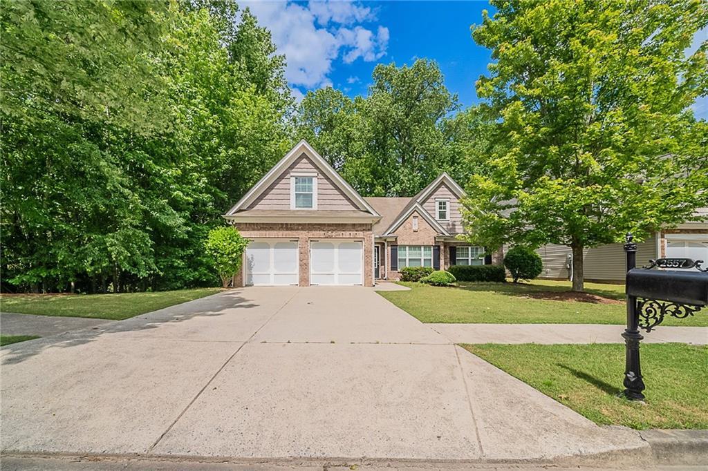 2557 Woodford Ln., Buford, GA 30519