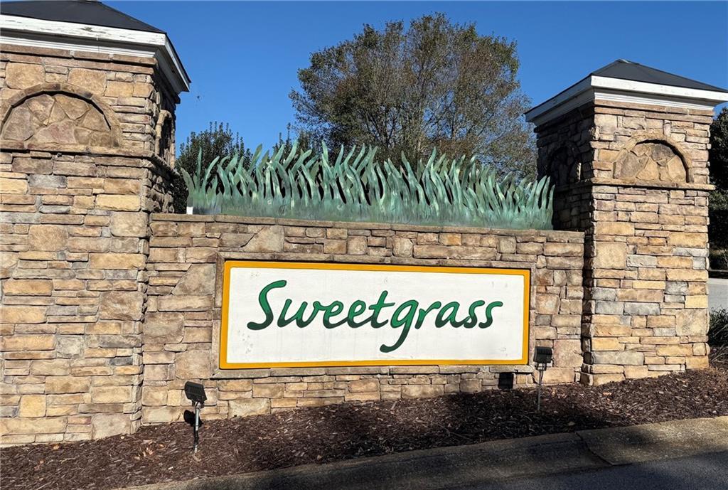 1831 Bermuda Ave., Demorest, GA 30535