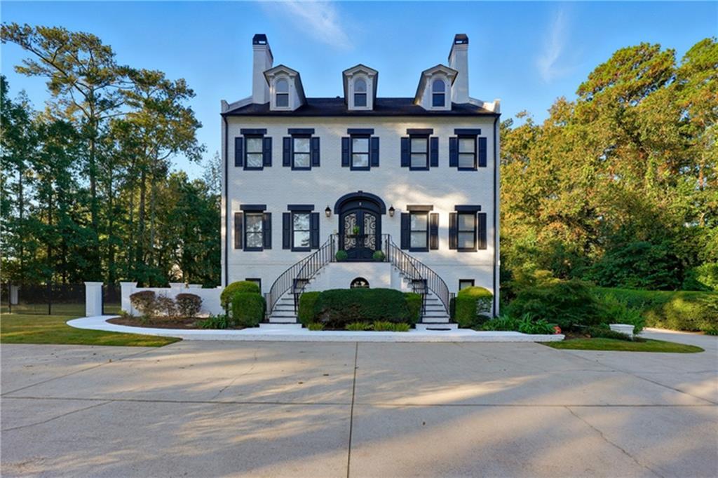 3003 Emerald Dr., Jonesboro, GA 30236