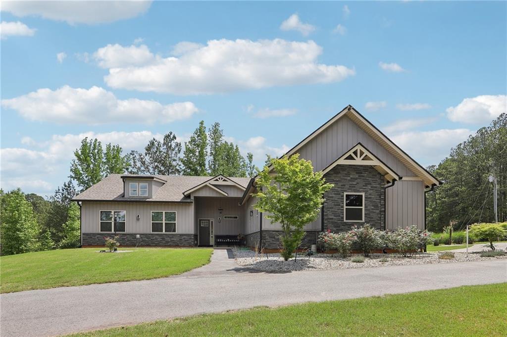 411 Johnson Rd., Locust Grove, GA 30248