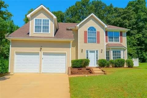 3203 Lower Creek Dr., Douglasville, GA 30135