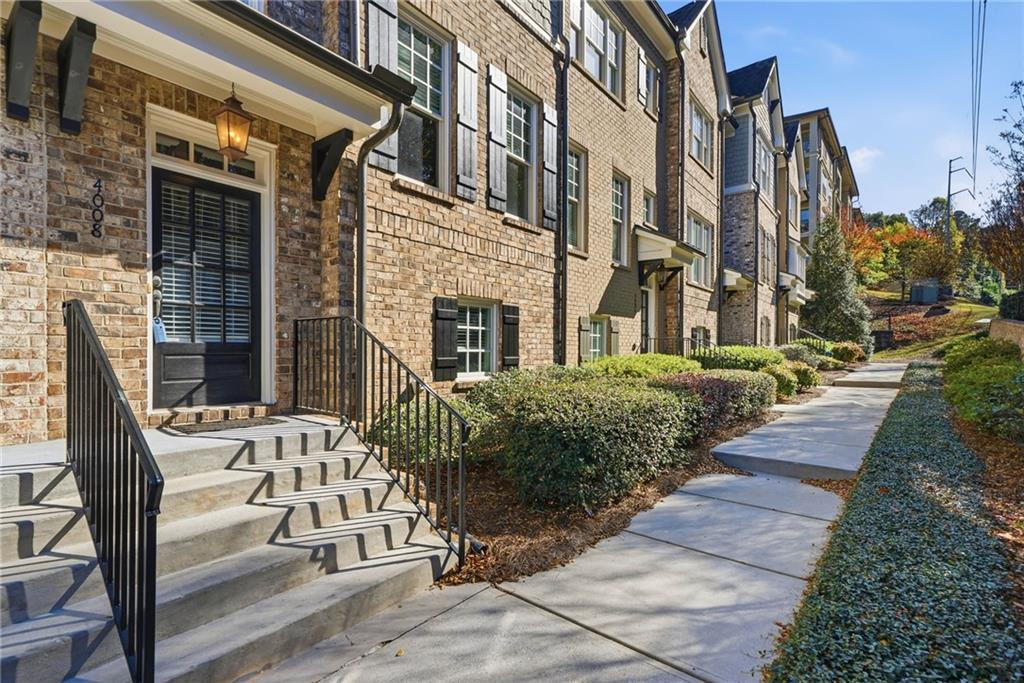 4008 Chastain Preserve Way, Atlanta, GA 30342