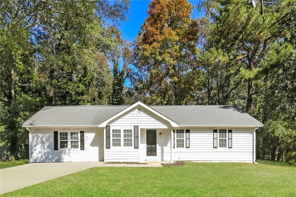 119 Valley Rd., Stockbridge, GA 30281