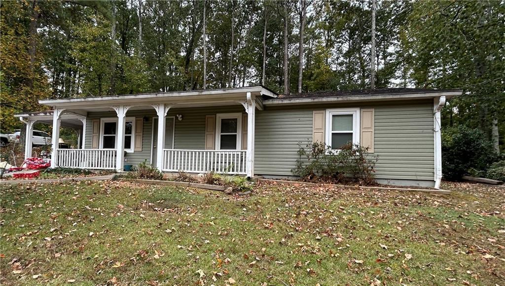 1763 Merry Oak Rd., Marietta, GA 30008