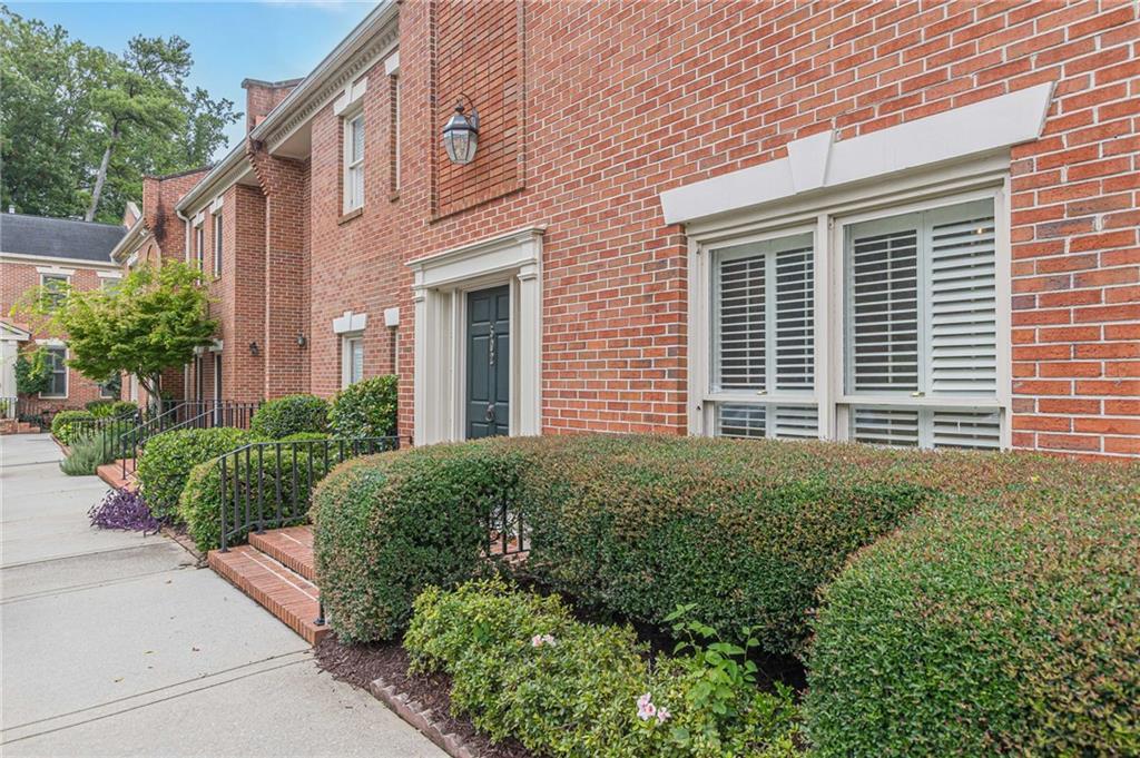 502 Ansley Villa Dr., Atlanta, GA 30324