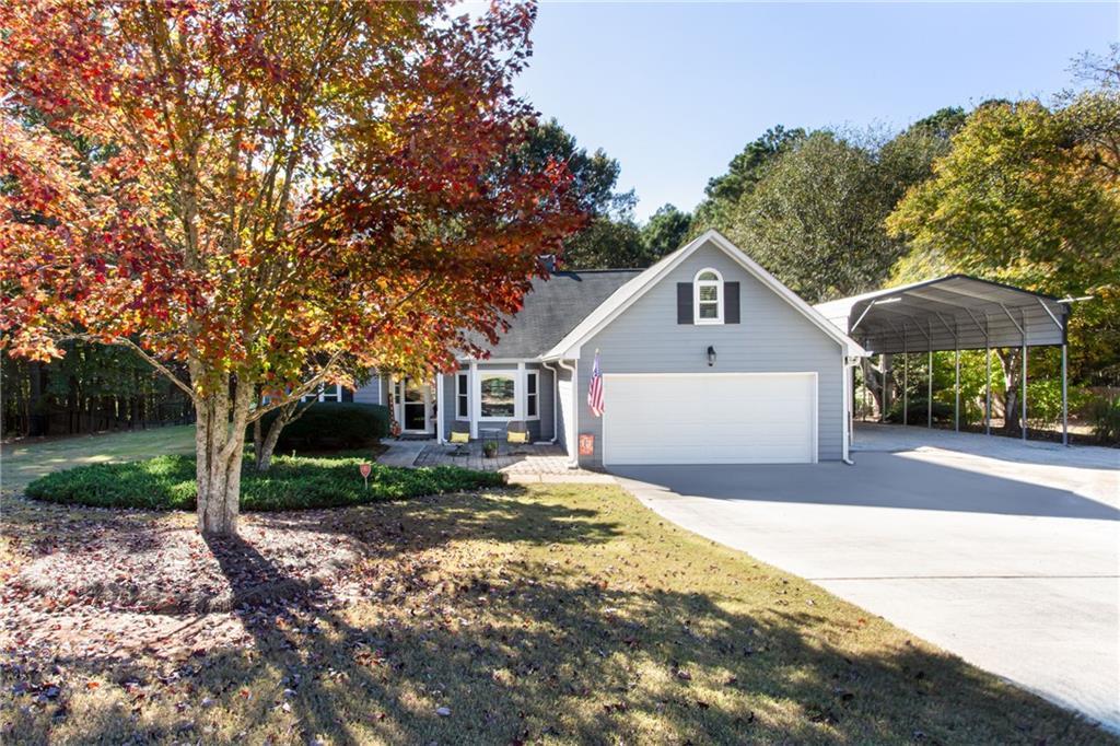 5002 Cliff Top Dr., Loganville, GA 30052