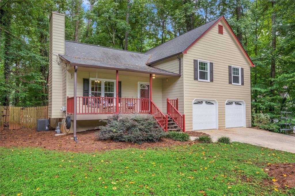 109 Michael Ct., Dallas, GA 30157