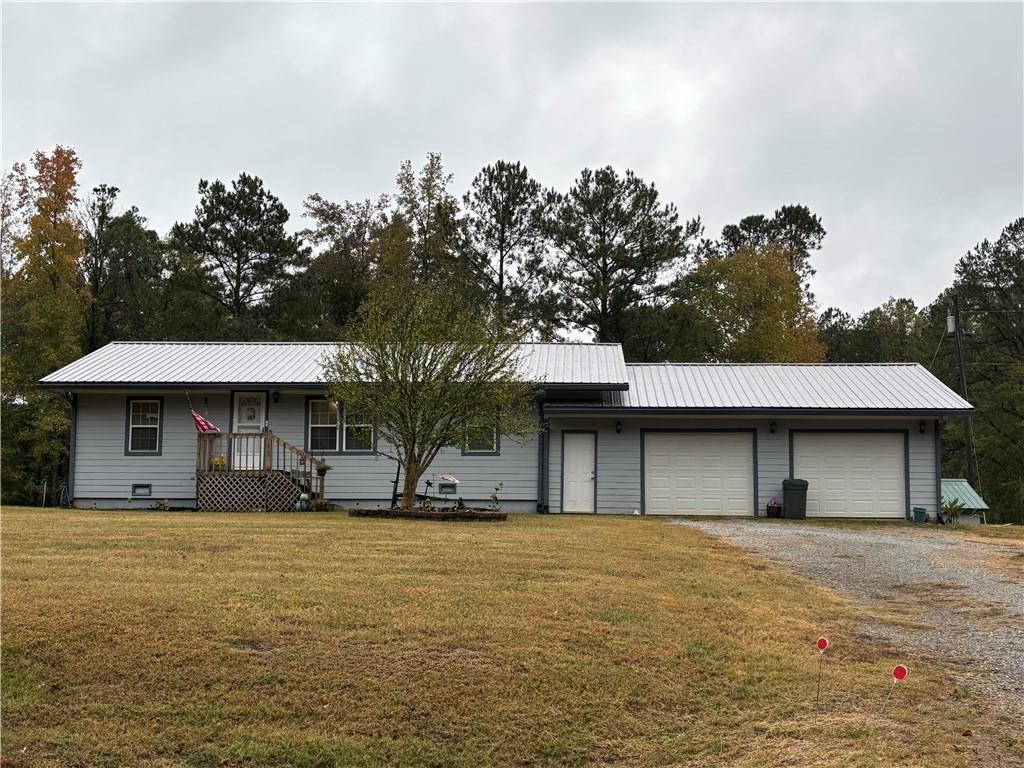 13 Black Rd., White, GA 30184