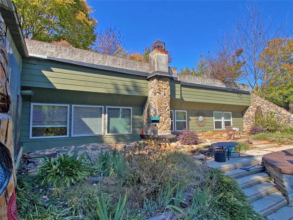 94 Mountain View Dr., Dahlonega, GA 30533