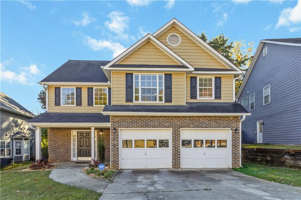 2070 Stoneoak Dr., Lawrenceville, GA 30043