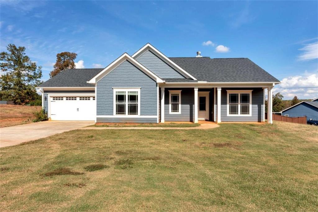 482 North Point Cir., Hartwell, GA 30643