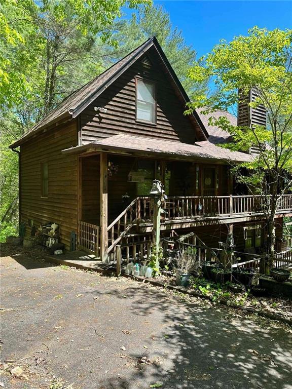 763 Sharp Top Cir., Blairsville, GA 30512