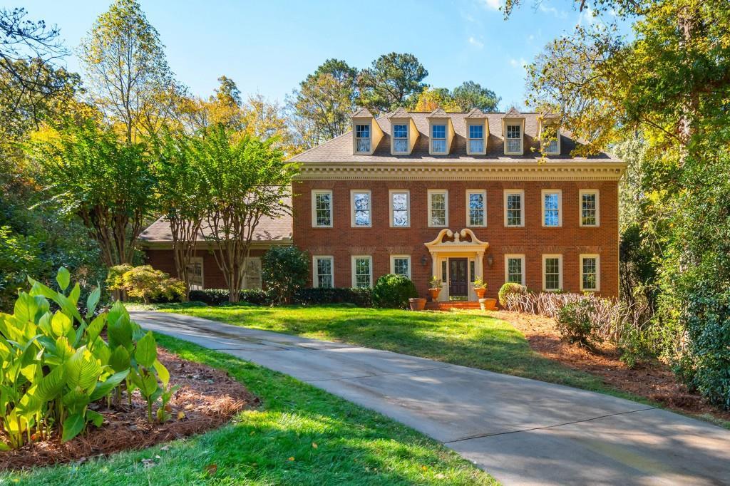 5550 Errol Pl., Atlanta, GA 30327