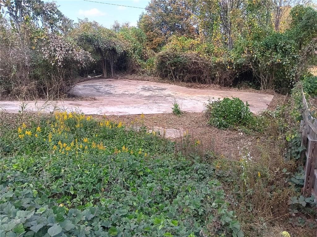 5215 Hewell Rd., Gainesville, GA 30507