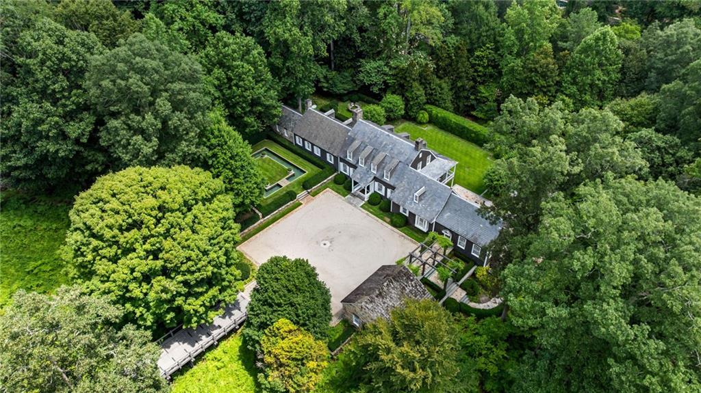 1727 W Paces Ferry Rd., Atlanta, GA 30327