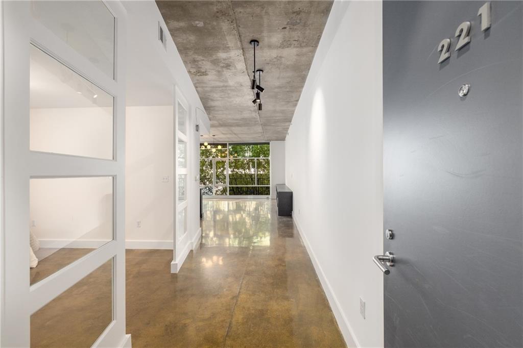 845 Spring St. #221, Atlanta, GA 30308