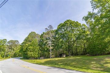 676 High Shoals Rd., Dallas, GA 30132