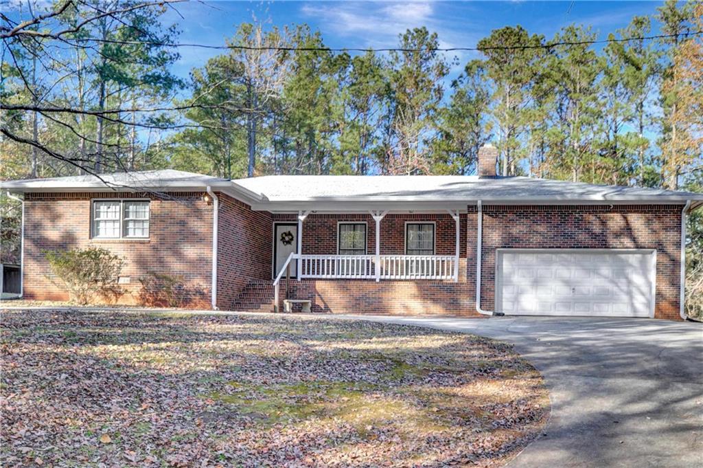 10185 Henry Mill Rd., Chattahoochee Hills, GA 30213