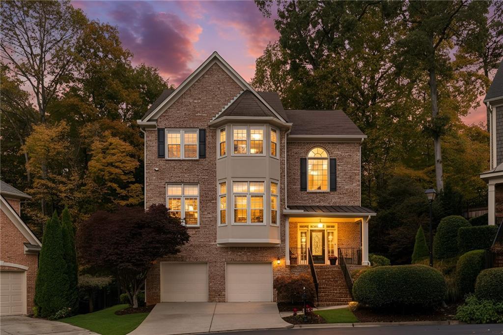 992 Wescott Ln., Atlanta, GA 30319