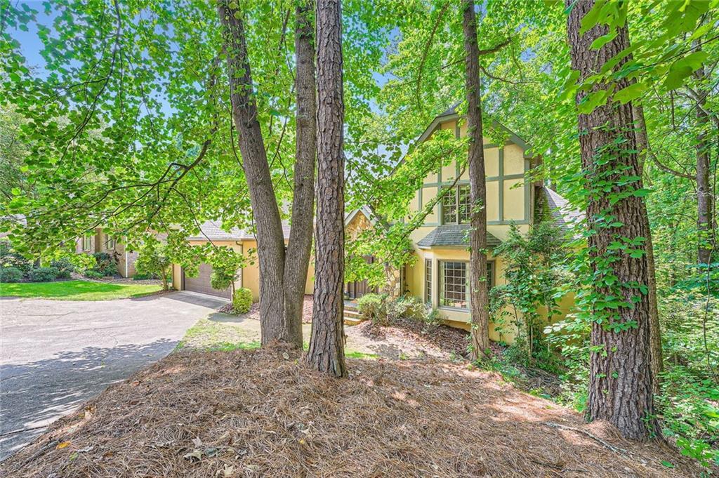 110 Boulder Dr., Roswell, GA 30075