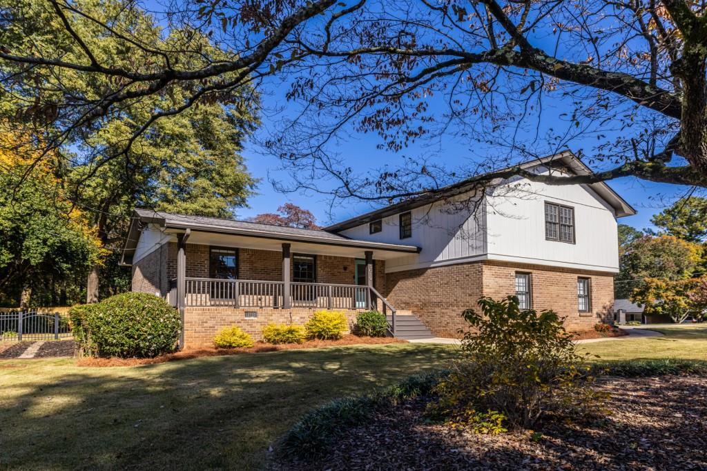 5019 Sandstone Ct., Lilburn, GA 30047