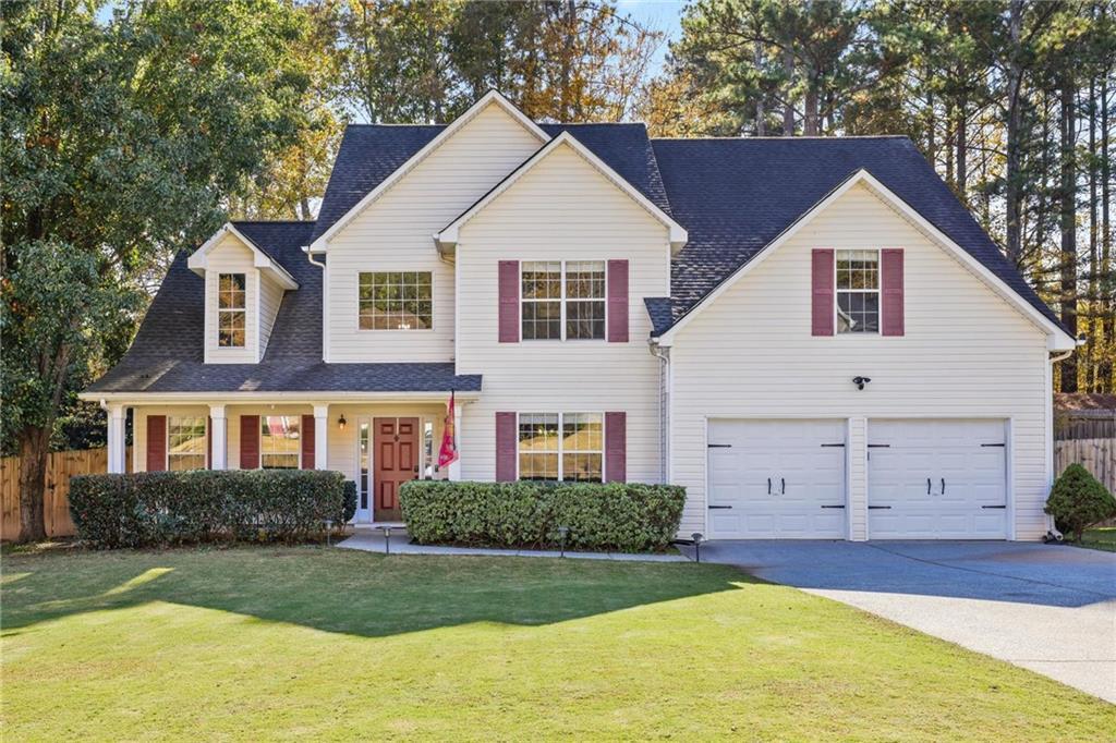 102 Silverleaf Ln., Dallas, GA 30157