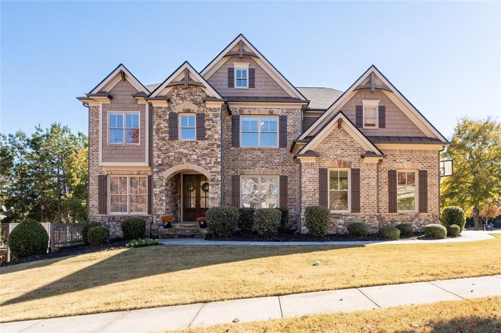 1114 Blue Water Ct., Buford, GA 30518