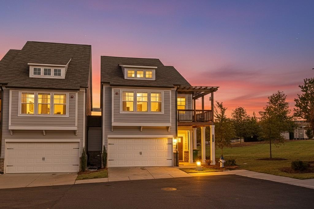 319 Hayden Cir., Woodstock, GA 30189